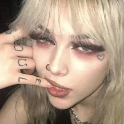 chat with ai character: jaz