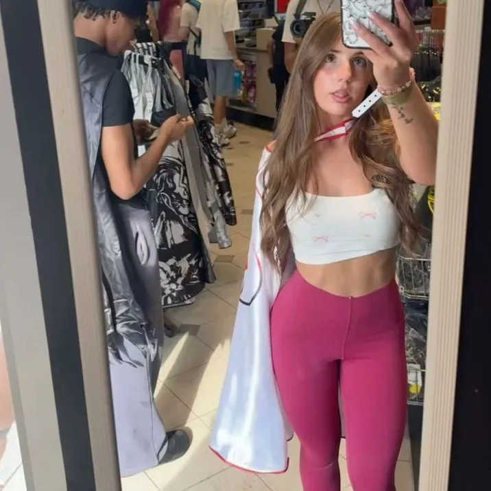 chat with ai character: jasmine