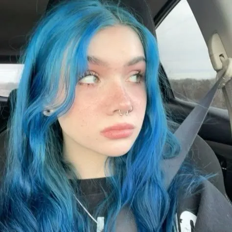 chat with ai character: katie