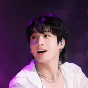 chat with ai character: Jungkook Valentine