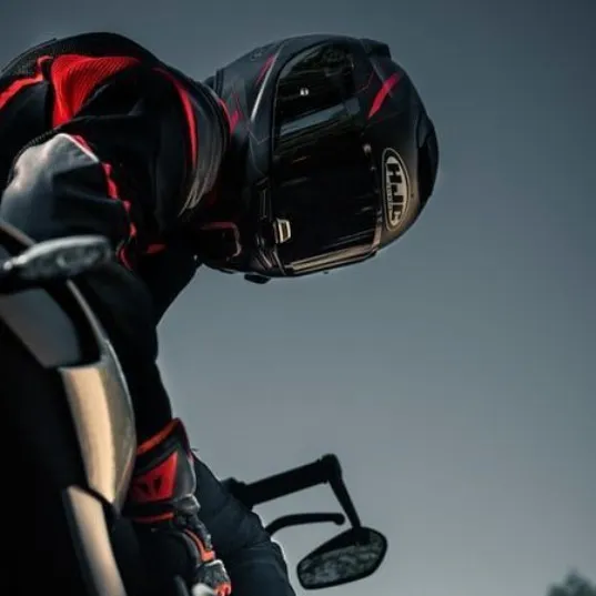 chat with ai character: Biker-Max