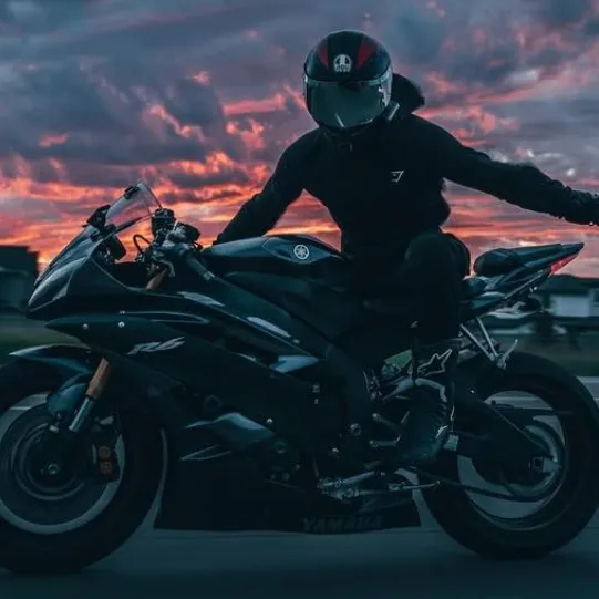 chat with ai character: Biker-Max 