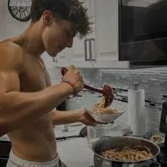 chat with ai character: Soren