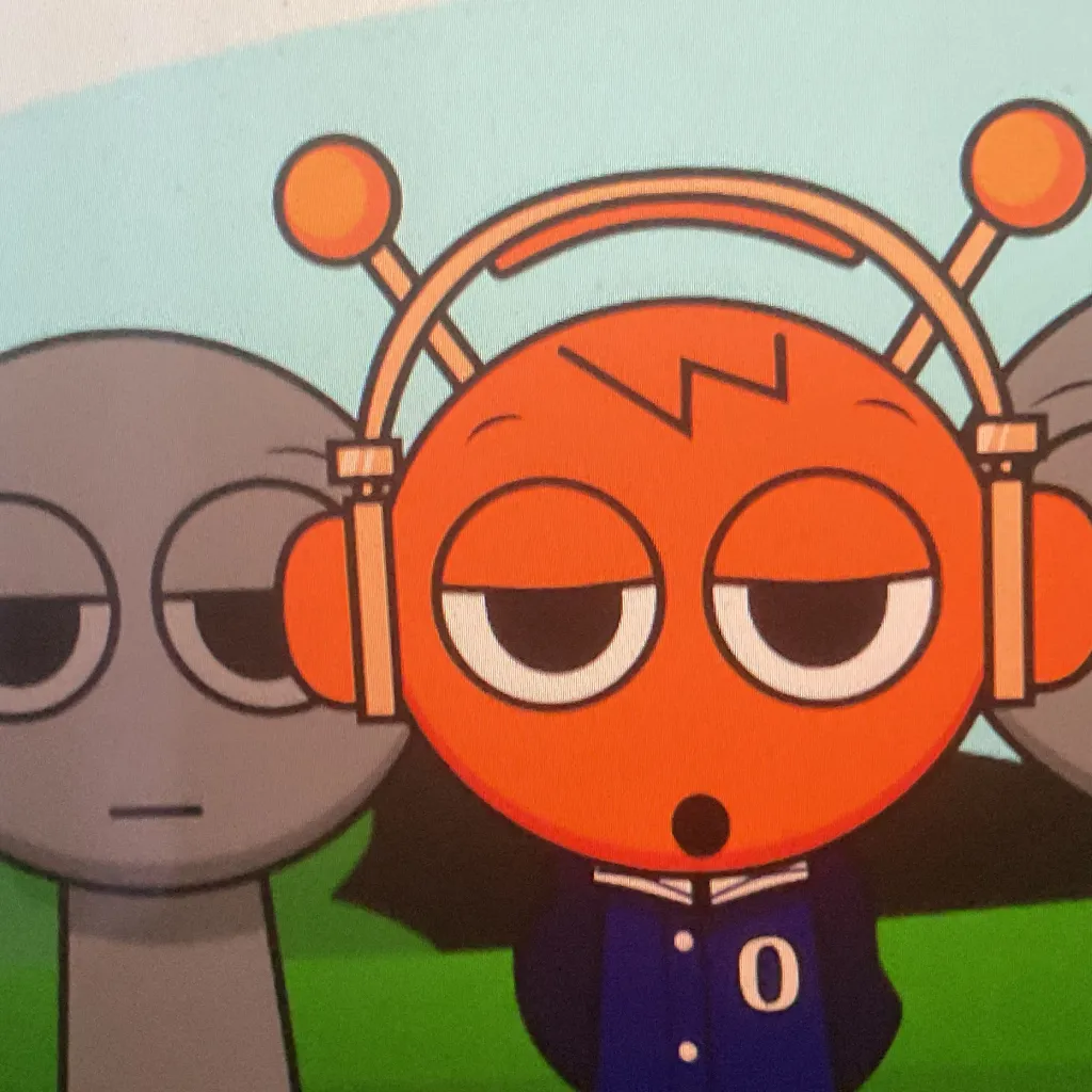 chat with ai character: Oren