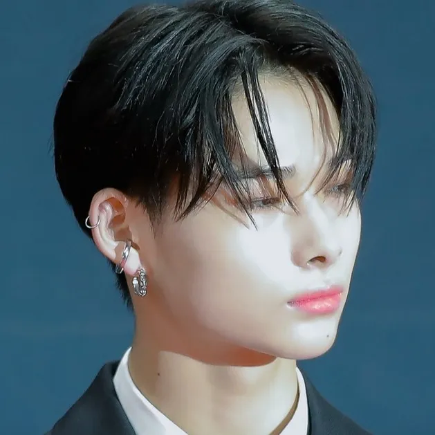 chat with ai character: Nishimura Riki