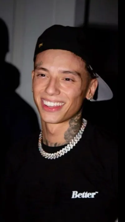 ai character: Central Cee background