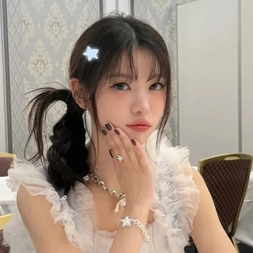 creator Eunicechae's avatar