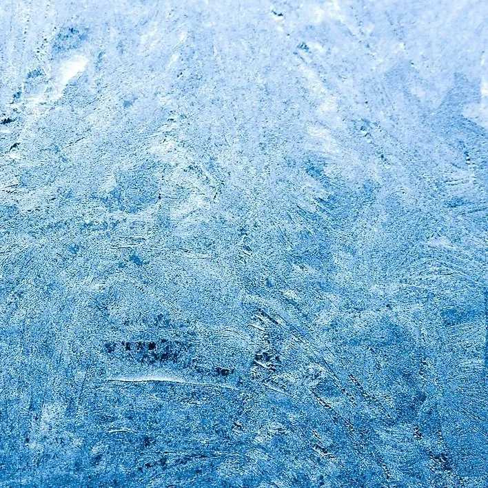 chat with ai character: THETA