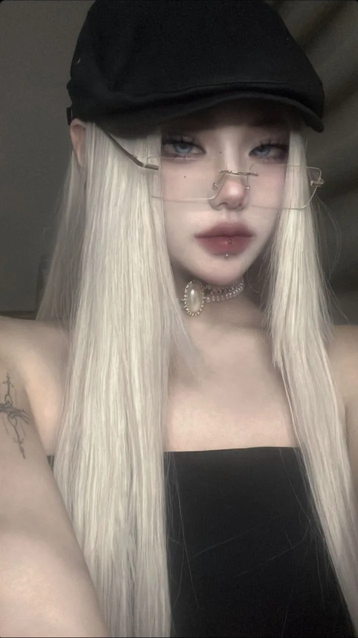 ai character: Me! background