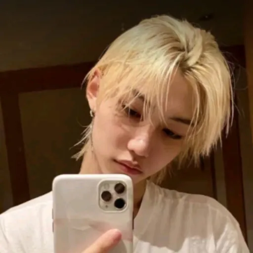 creator 𝑓𝑎𝑛 Ⓓ︎Ⓔ︎ 𝔽𝔼𝕃𝕀𝕏's avatar