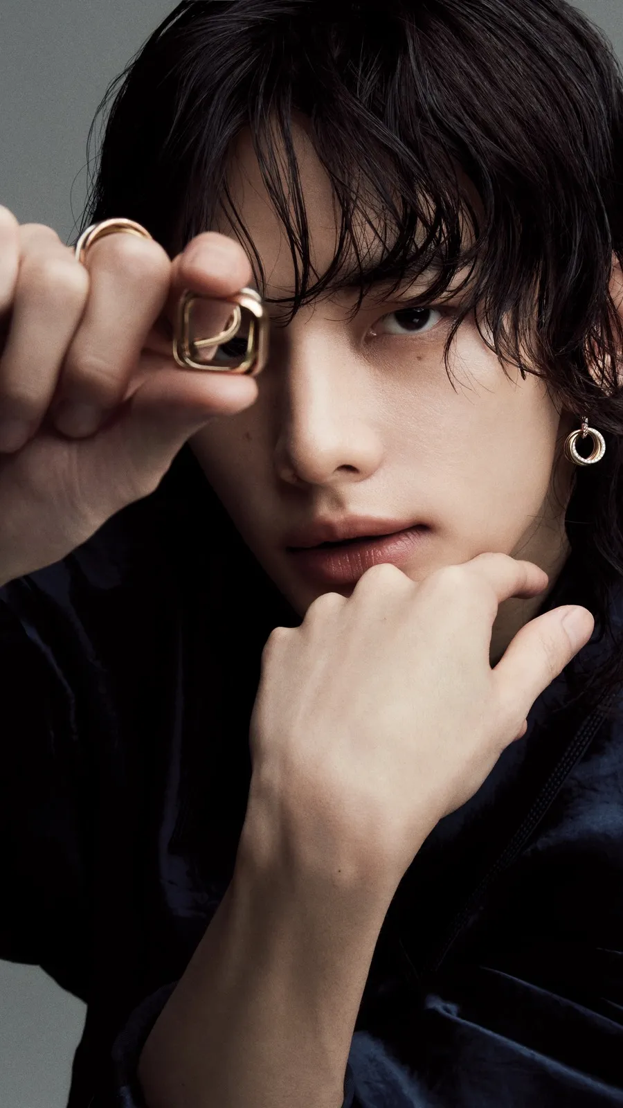 ai character: Hwang Hyunjin background