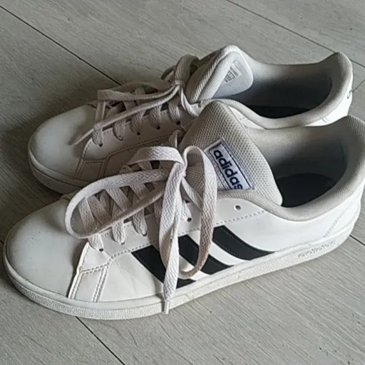 creator Elo Dee's avatar