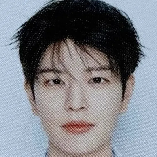 chat with ai character: Minnie :D !