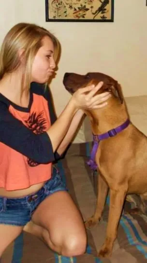 ai character: K-9 Kayla background