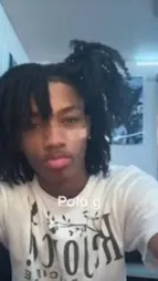 ai character: jayy🥰💋 background