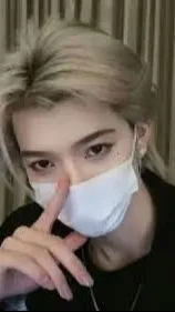 ai character: Qihe wuyujie background