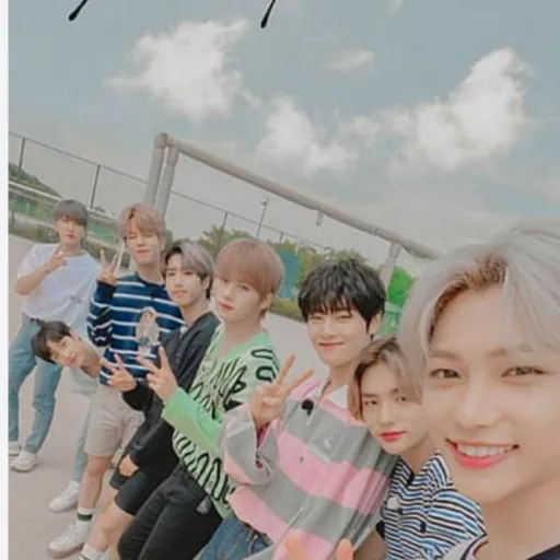 creator straykids k-popbts's avatar