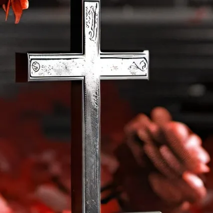 chat with ai character: LUX\ogSQUARE1999