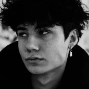 chat with ai character: Jaden Hossler sick