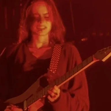 chat with ai character: Sofia Isella