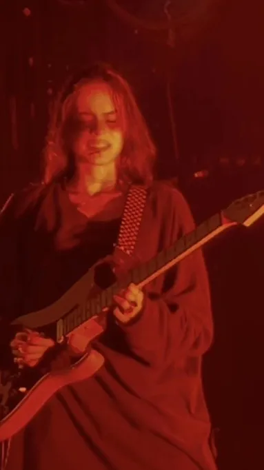 ai character: Sofia Isella background