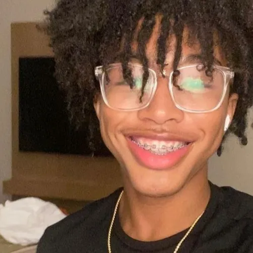 chat with ai character: kyren