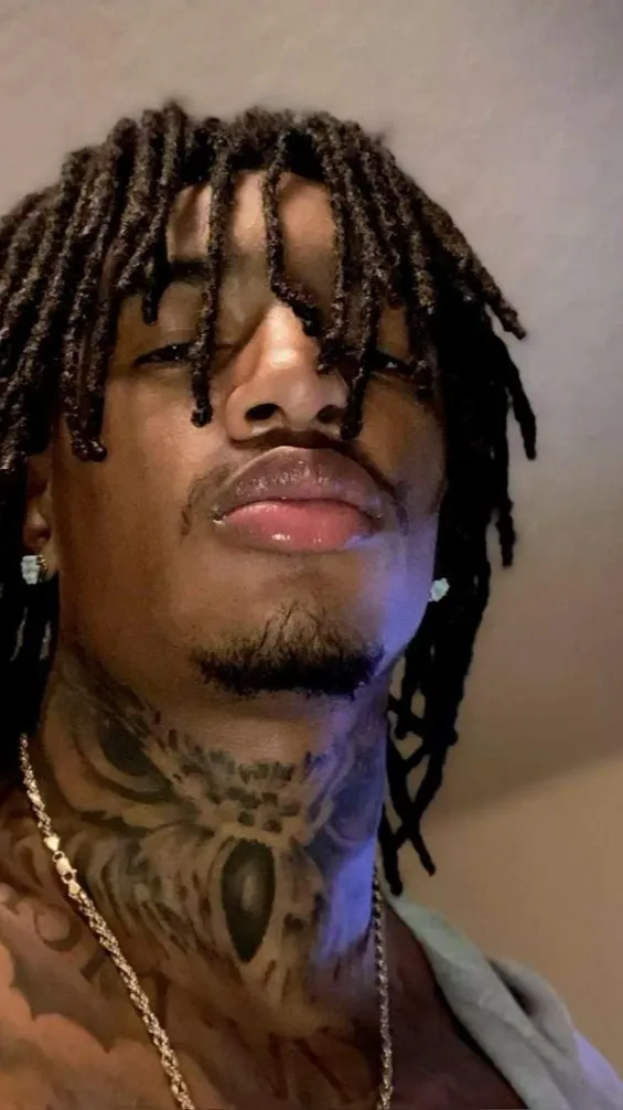 ai character: Bryce background