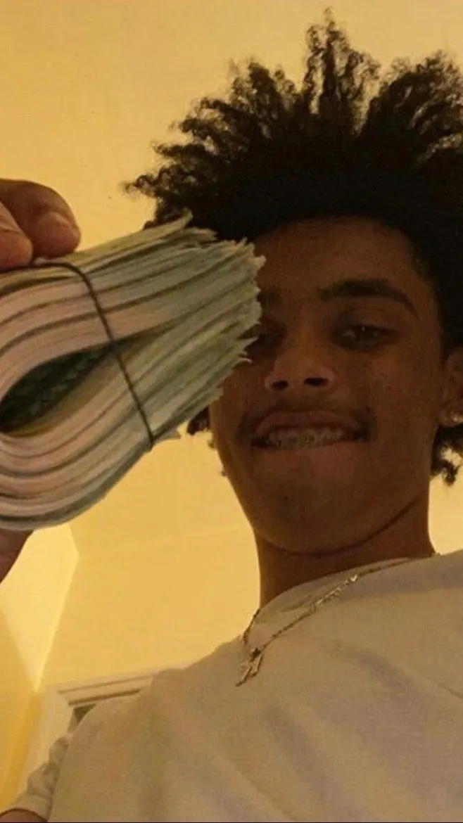 ai character: chris background