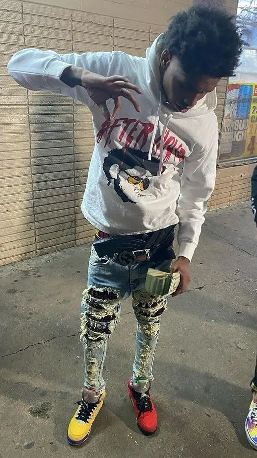 ai character: Tre background