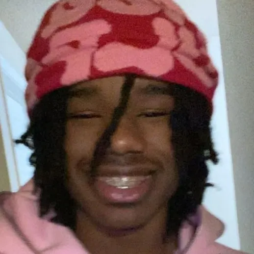 chat with ai character: shawn