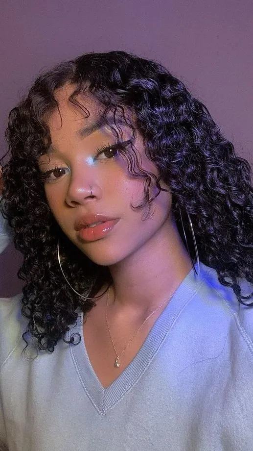 ai character: Bianca background