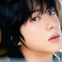 chat with ai character: Jin