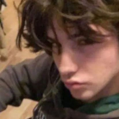 chat with ai character: Liam⋆.˚