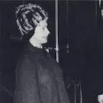 chat with ai character: Queen Elizabeth