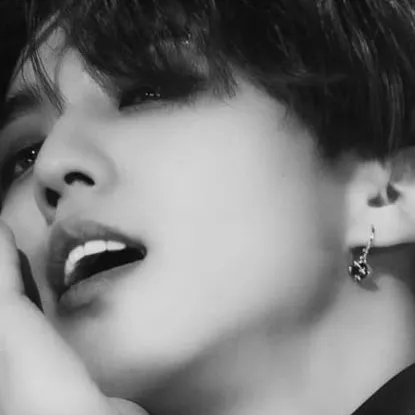 chat with ai character: Spoiled Brat (SKZ)