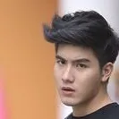 chat with ai character: Zero(ugly duckling