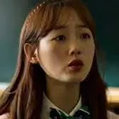 chat with ai character: Lee Na-yeon