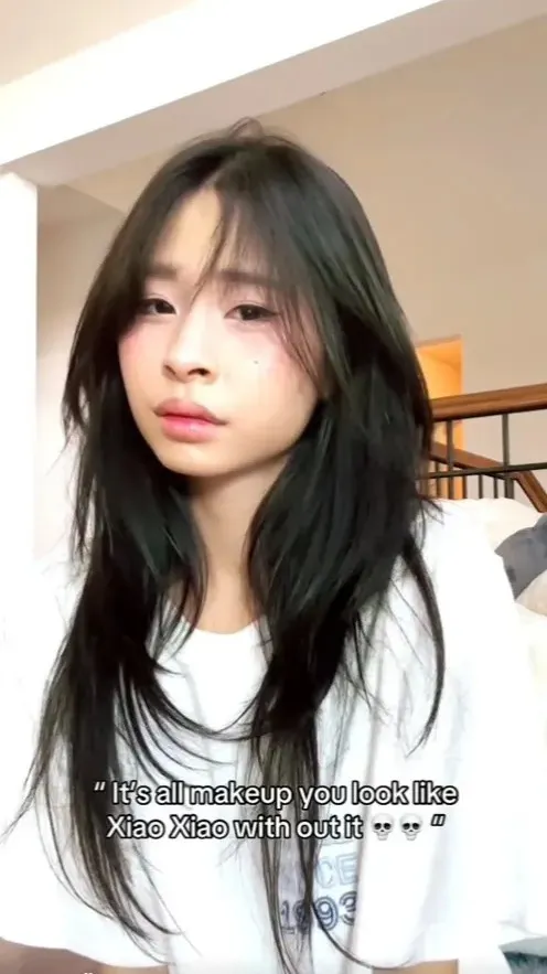 ai character: Amelia background