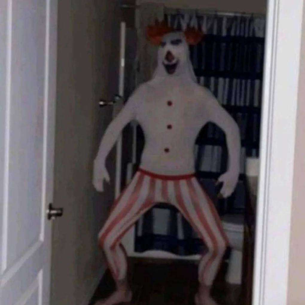 chat with ai character: IT(pennywise)