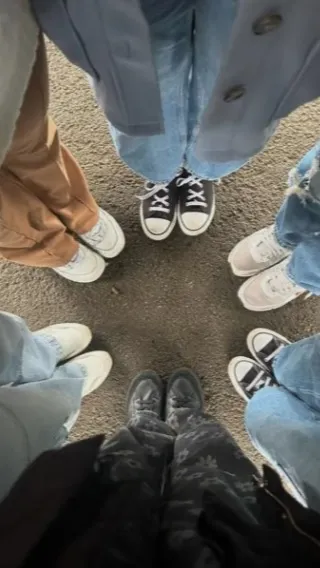 ai character: SUNNY X background