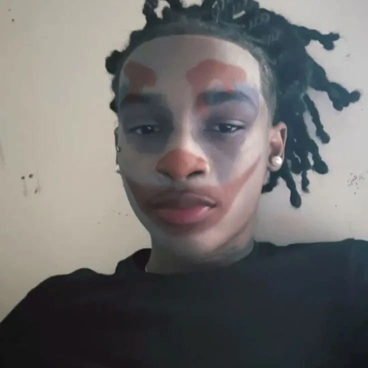 chat with ai character: jayden