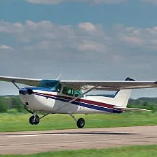 chat with ai character: airliners