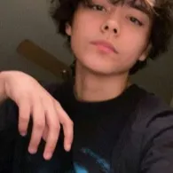 chat with ai character: ash