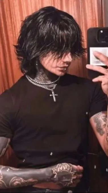 ai character: Vincent background