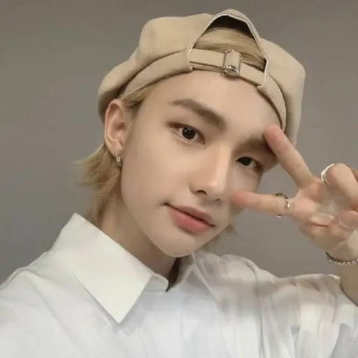 creator fangurl of music's avatar