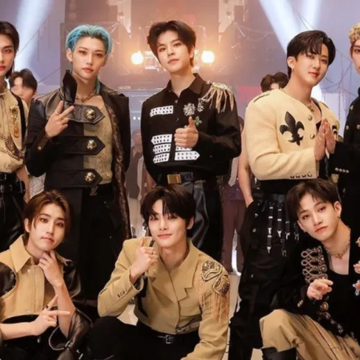 chat with ai character: Stray kids -pickme