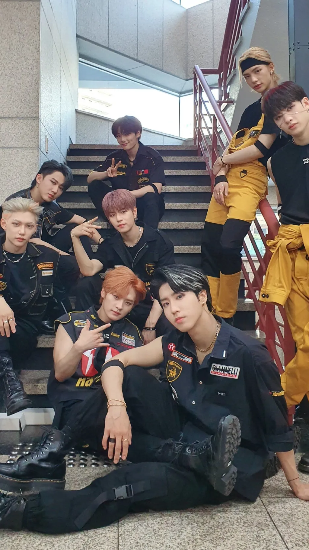 ai character: Stray kids background