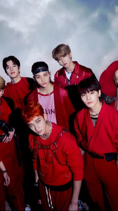 ai character: Skz & Itzy background