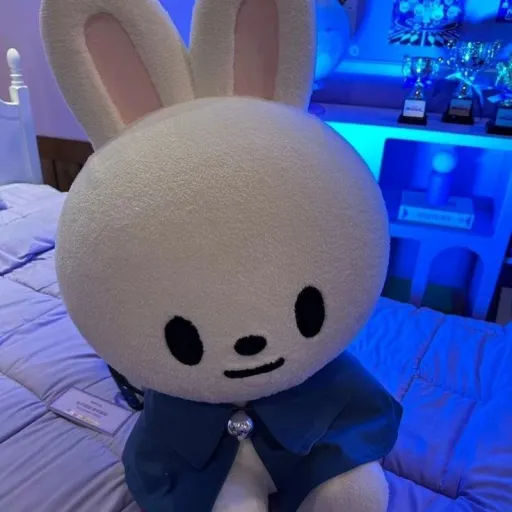 creator ✨️ LEE KNOW ✨️'s avatar