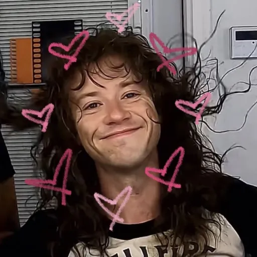 creator Laceyy 🩶🎸💀🦇's avatar